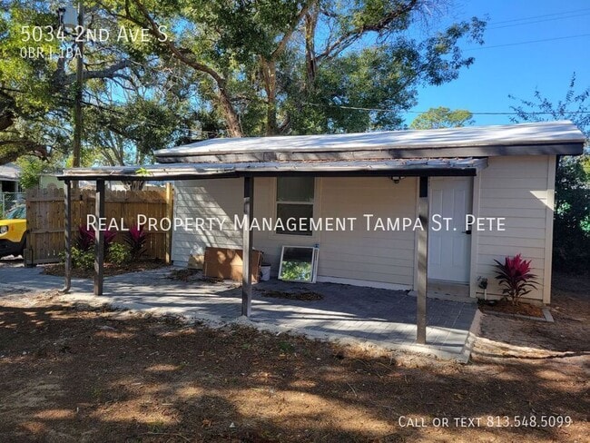 Building Photo - 5034 2nd Ave S