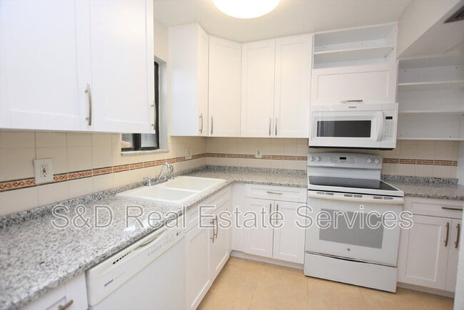 Photo - 1836 N Crystal Lake Dr