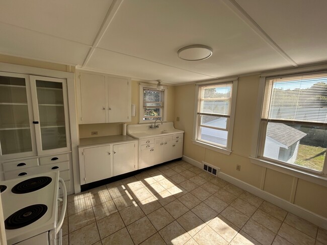 Photo - 433 Preble St Unidad 2