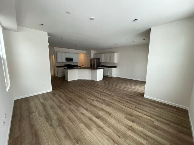 Photo - 5922 Hawkweed Dr