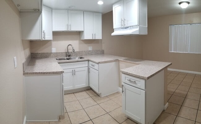 Photo - 8541 1/2 Rose St