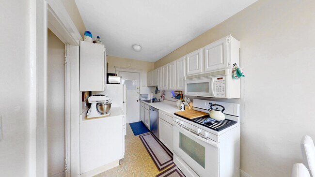 Photo - 15 Governors Ave Unit 17