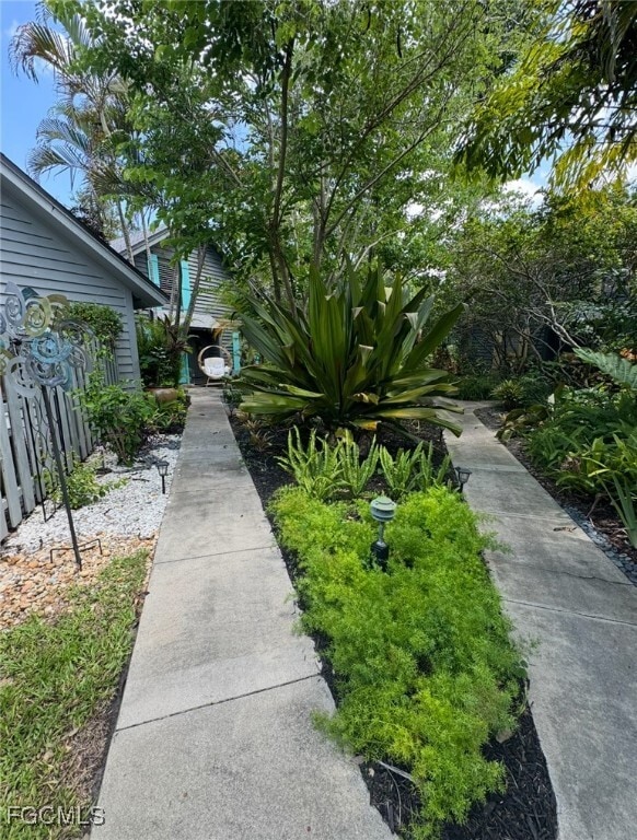 Building Photo - 1269 Solana Rd Unit E3