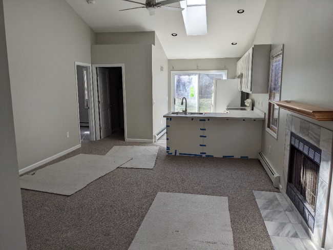 Photo - 1465 Wren St