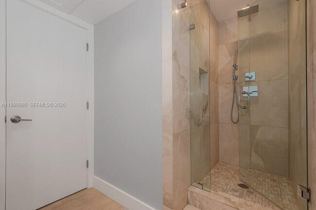 Photo - 2301 Collins Ave Unit 738