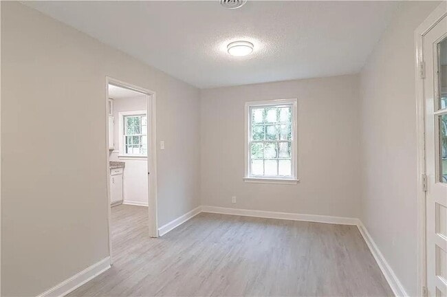 Photo - 2403 S Octavia Dr