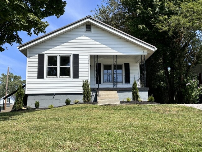 Photo - 300 Hamilton Ave