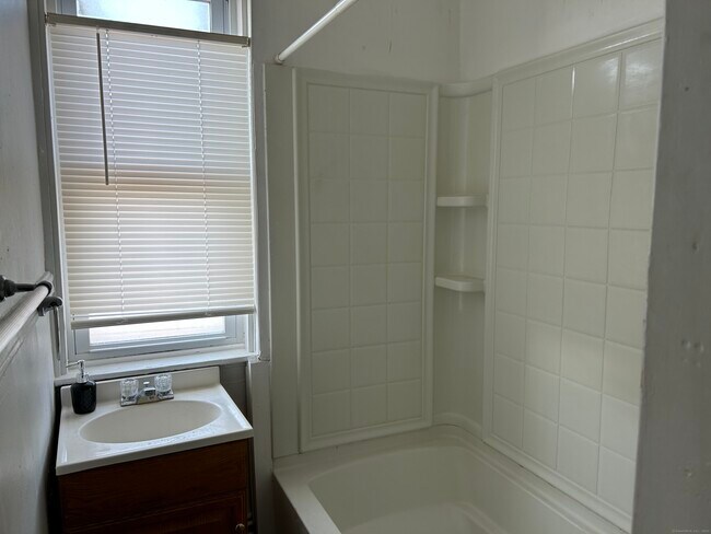 Photo - 20 Beatty St Unit 3W