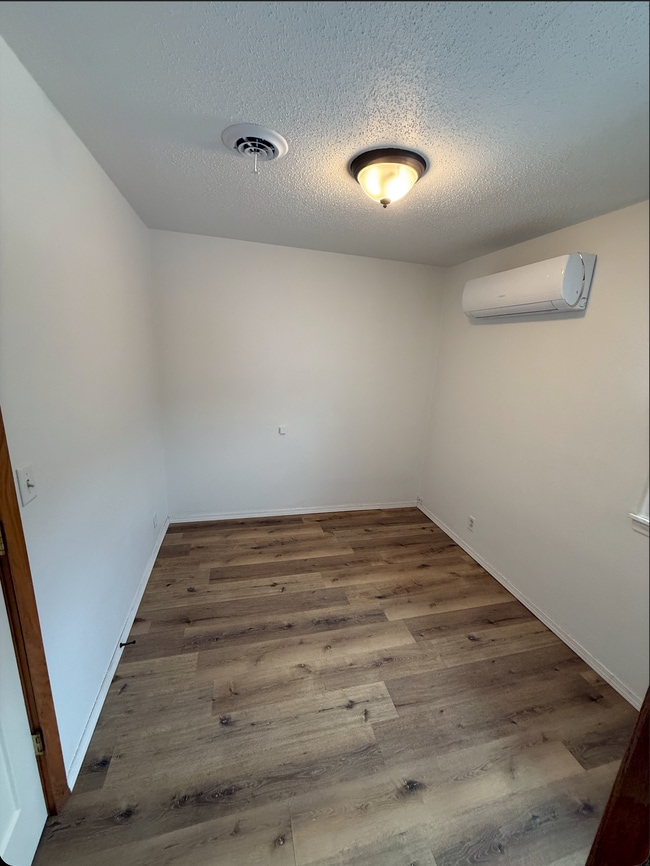 Photo - Seward Apartments Unit 7