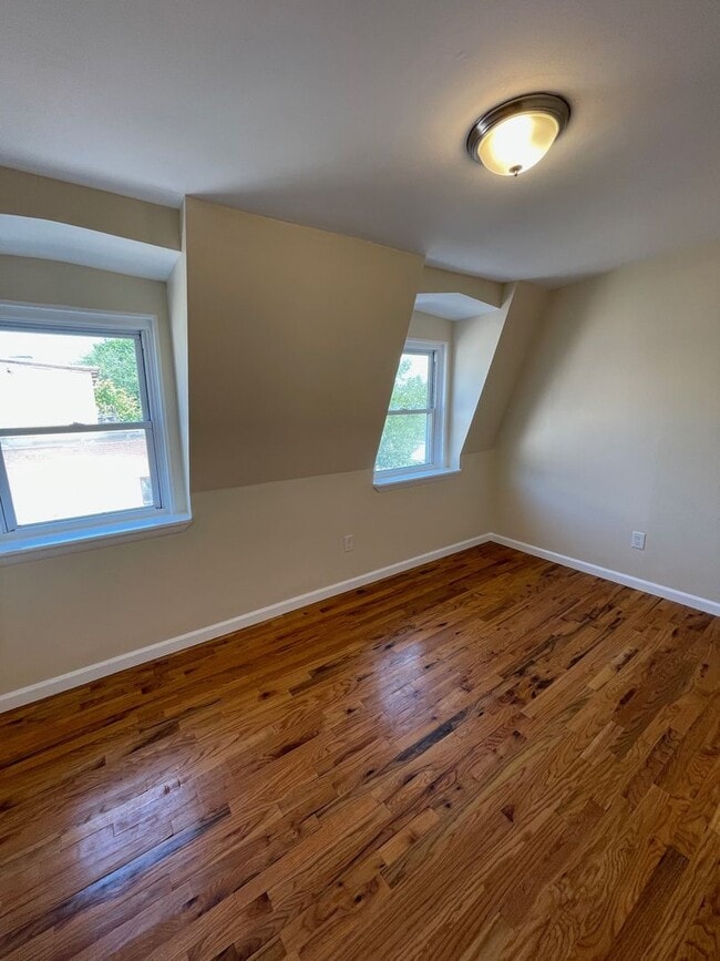 202 Broadway Unit 3