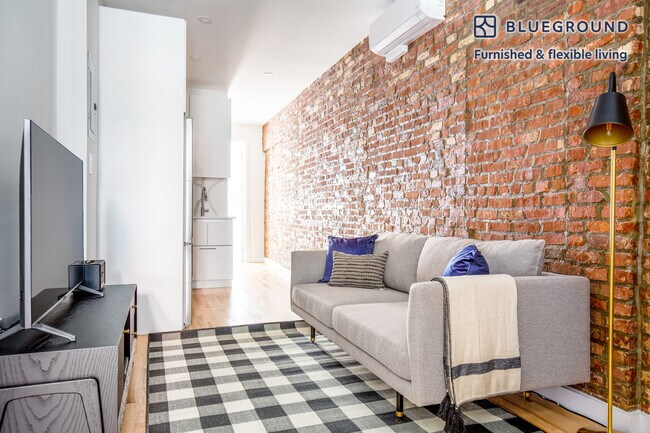 248 Elizabeth St Unit SI FL2-ID620
