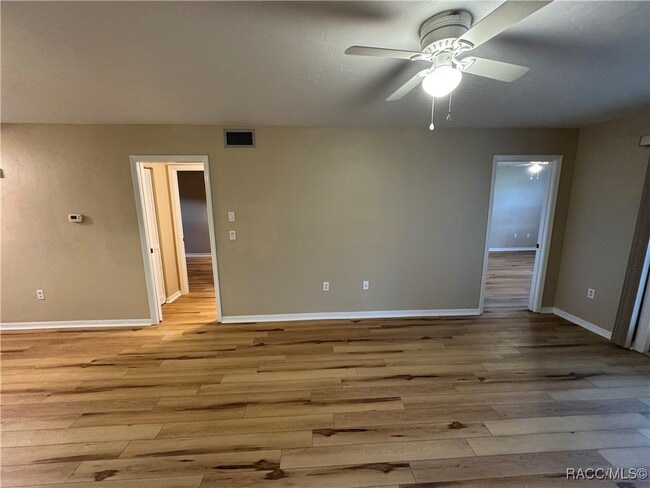 Photo - 790 E Gilchrist Ct