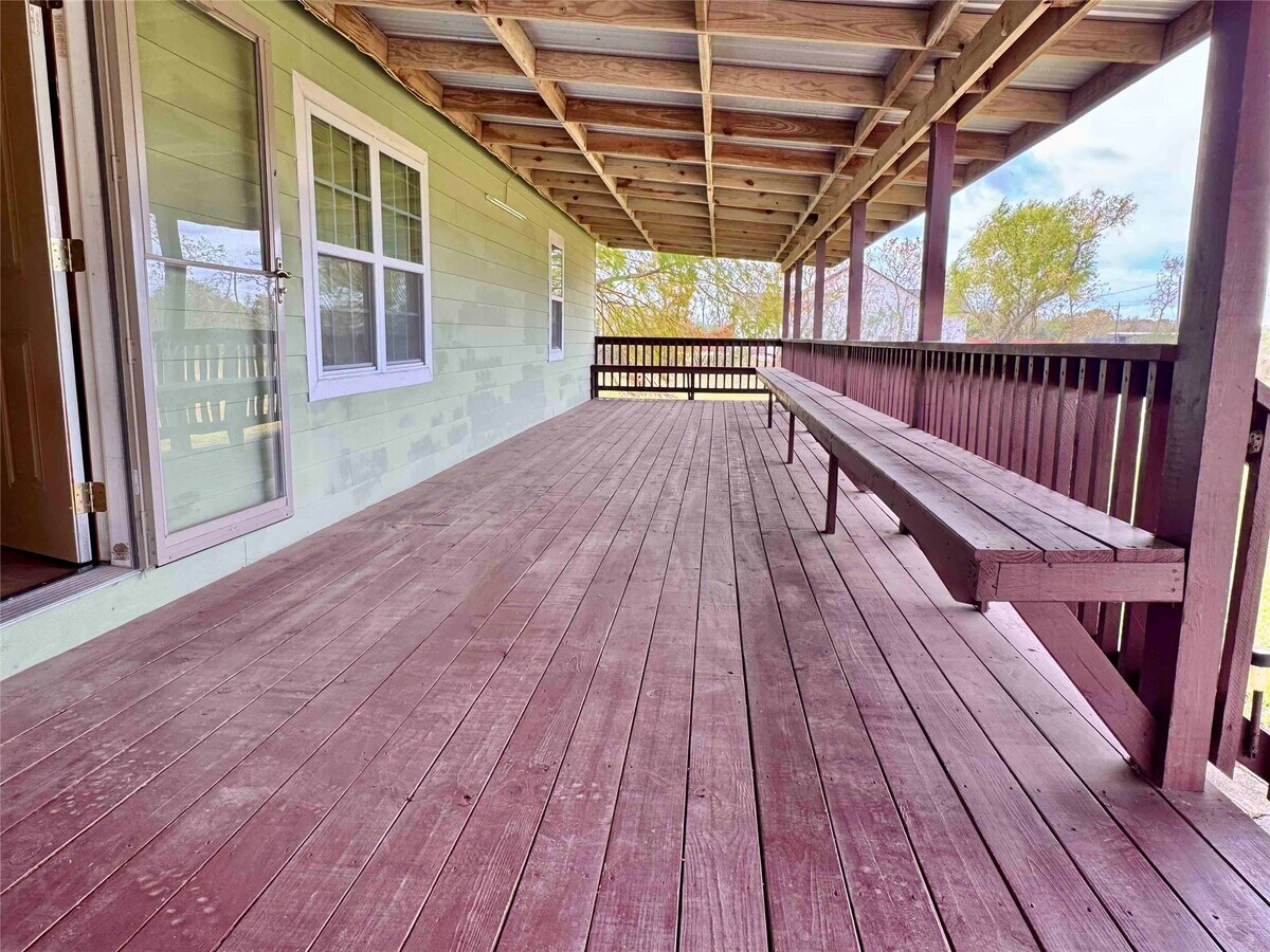 Photo - 6215 Hwy 35 Bypass