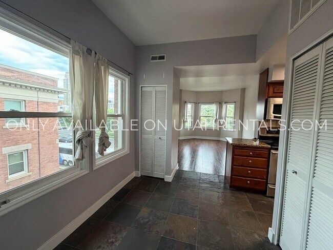 218 W North Temple St Unit W8