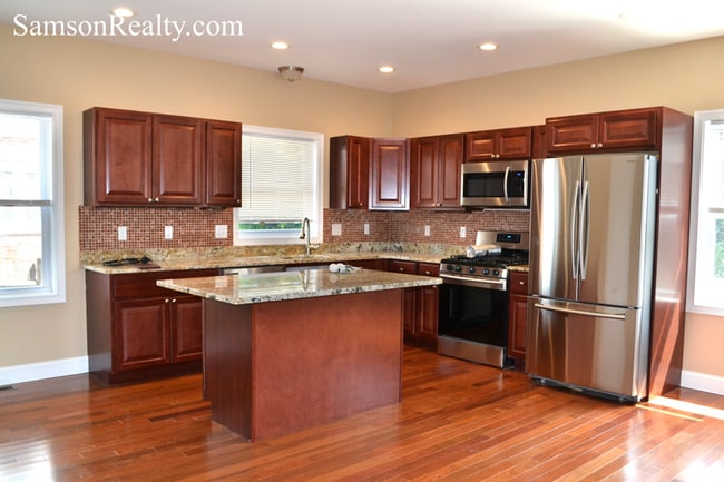 Photo - 178 Gano St