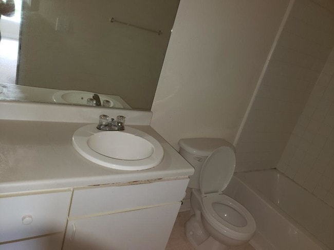 Photo - 18147 Bridle Club Dr Unidad 18147