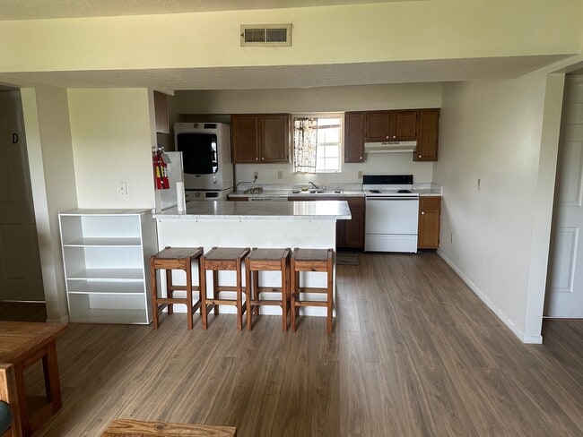 Building Photo - 15 S Shafer St Unit 1605