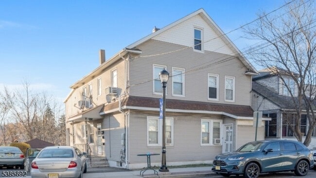 Building Photo - 512 McBride Ave Rental