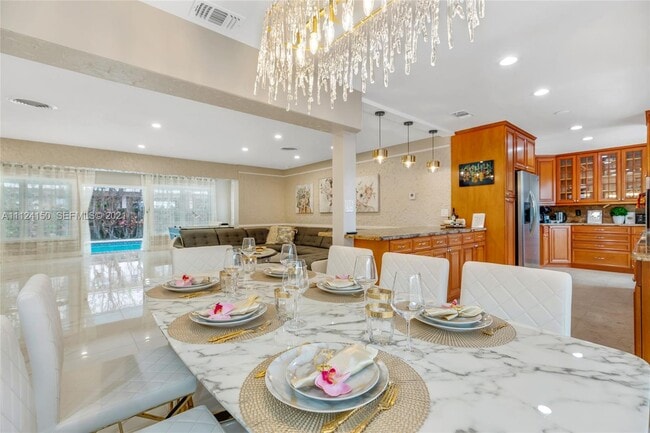 Photo - 1960 Coral Reef Dr