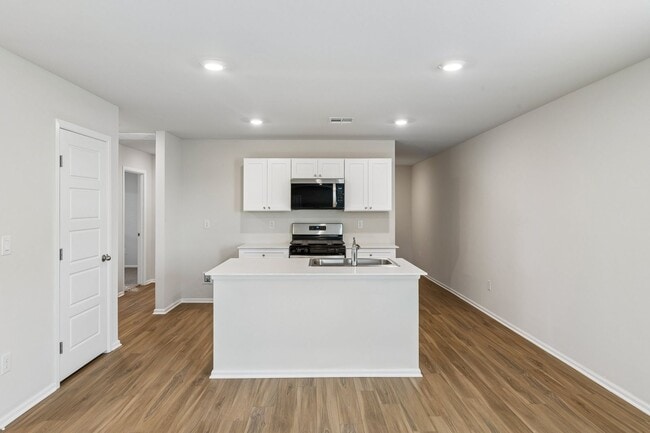 Photo - 4 Bed | 2 Bath | 1,572 Sq Ft