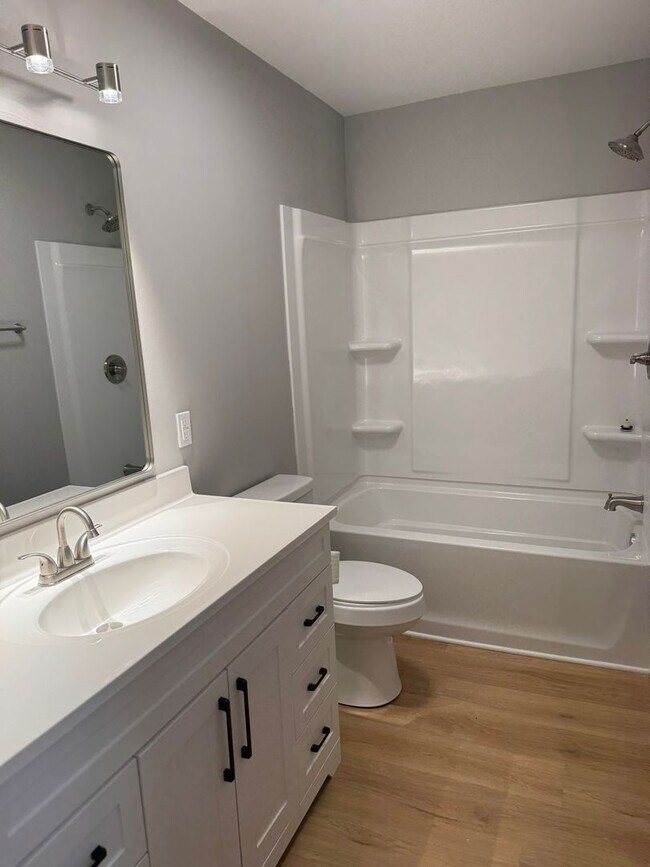 Photo - 1 Bedroom 1 Bath Condo Available.