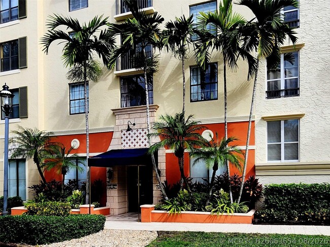 Building Photo - 720 S Sapodilla Ave Unit 413