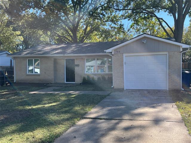 Photo - 766 Goldwood Dr Casa