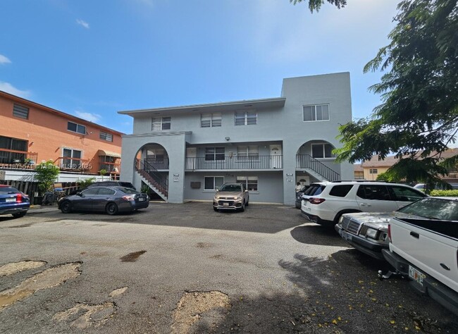 Building Photo - 2270 W 54th Pl Unit 2