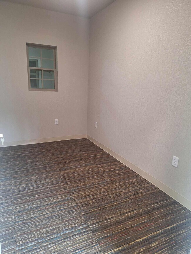 Photo - 306 Hornbeck Ave