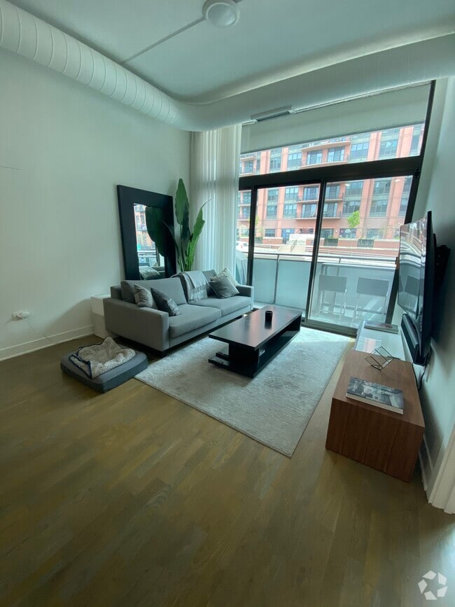Building Photo - 650 W Wayman St Unit 303C Rental