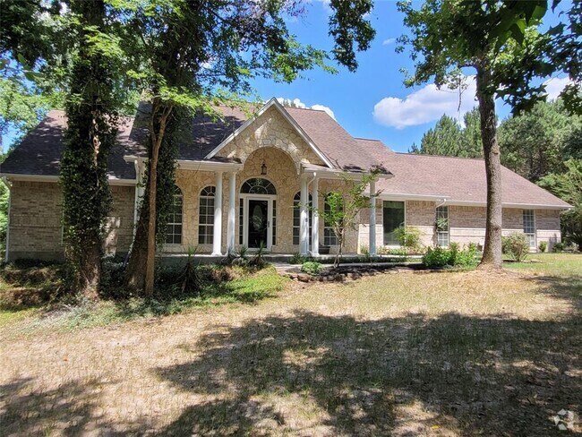 Building Photo - 2626 Blue Lake Dr Rental