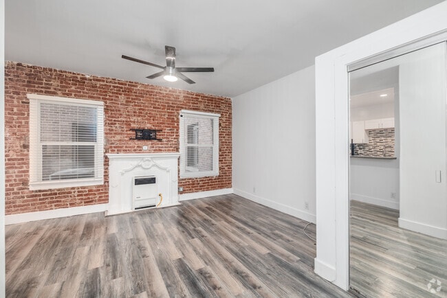 Studio - 420SF - Living Space