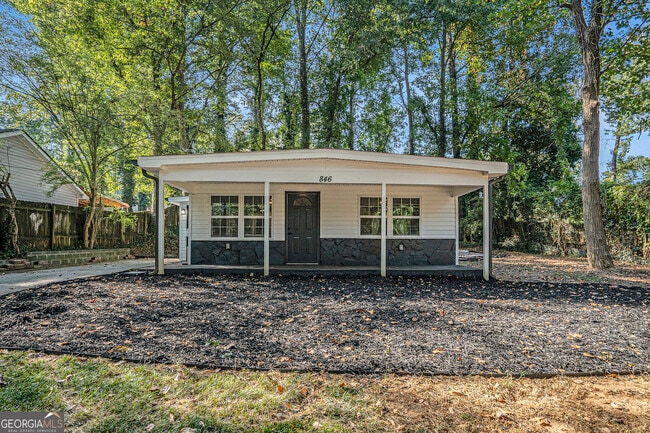 Building Photo - 846 Mell Ct S E Rental