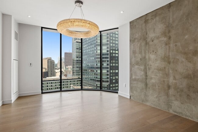 Photo - 55 Lagrange St Unidad PH22E