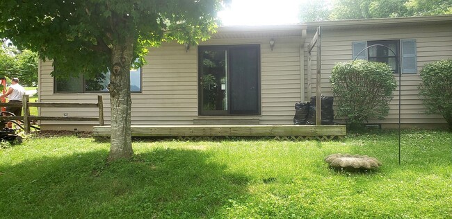 3 bedroom, 1 bath Home: Located in Elletts... - 3 bedroom, 1 bath Home: Located in Elletts...