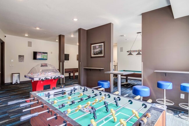 The-Knoll-Dinkytown-Off-Campus-Apartments-Near-The-University-of-Minnesota-Resident-Clubhouse-Game-Room-Foosball