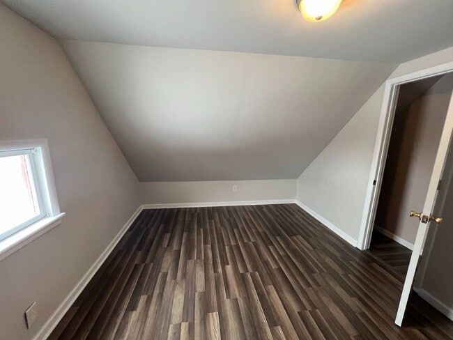 Photo - 1114 Union St