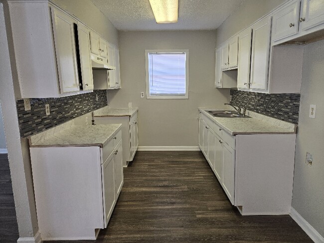 Photo - 205 Reno Ave