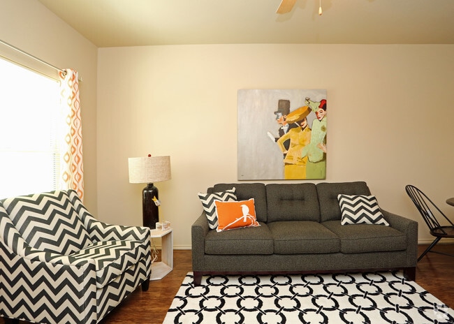 2BD,2BA_858 SF - Living Room