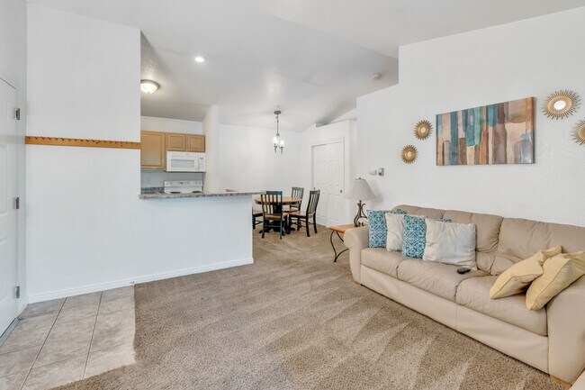 Photo - 98 W 1230 N St