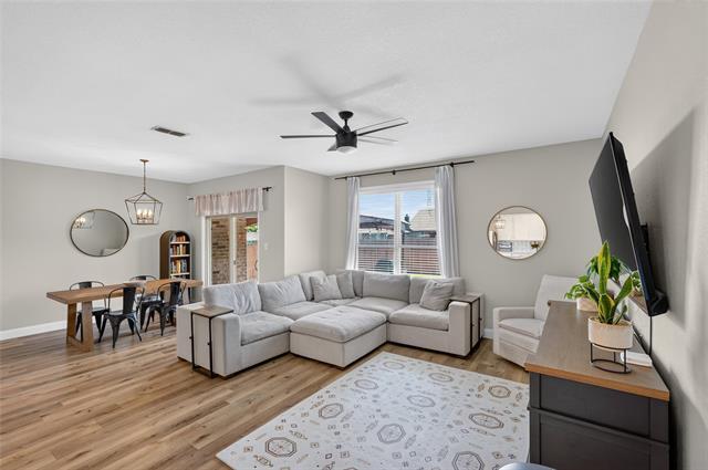 1722 Oak Glen Dr