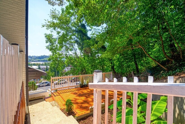 Photo - 3731 S Kemper Rd