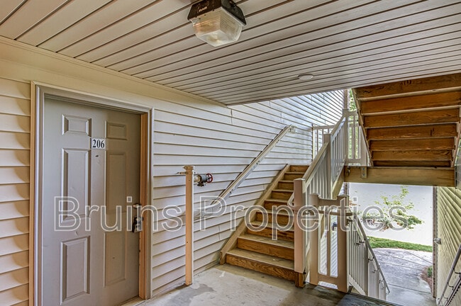 Photo - 4505 Old Battleground Rd