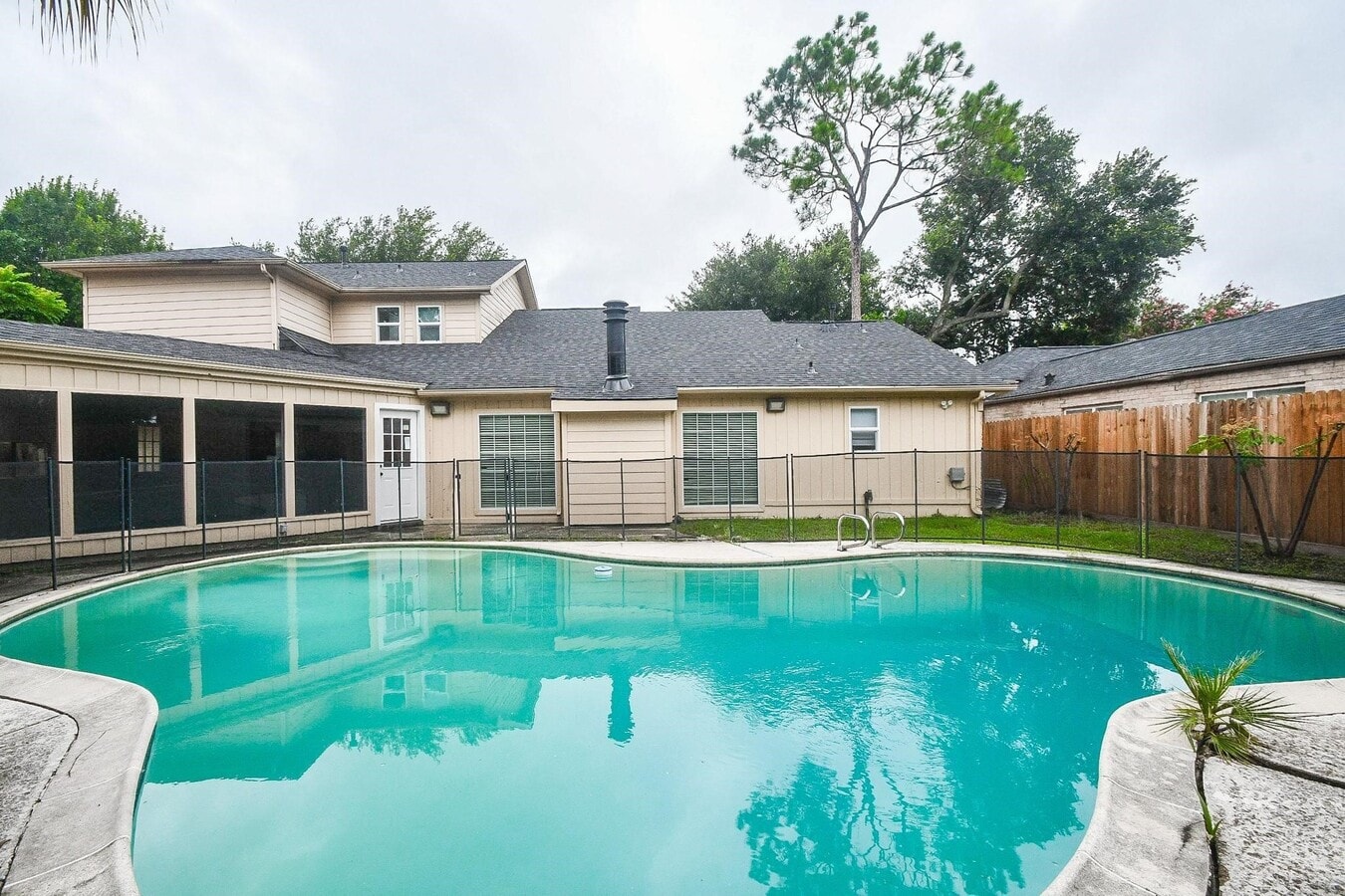 Photo - 10903 Shawnbrook Dr