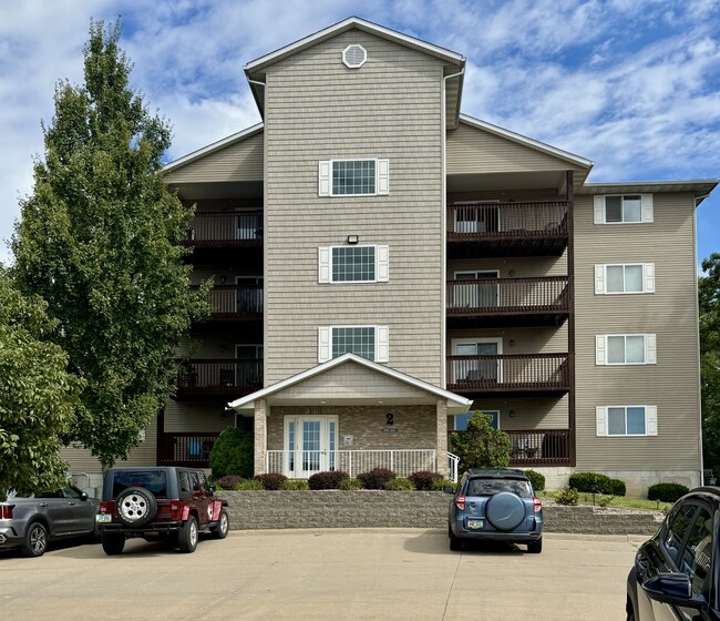 Building Photo - 4102 Creek Hill Dr Unit 4102 Rental