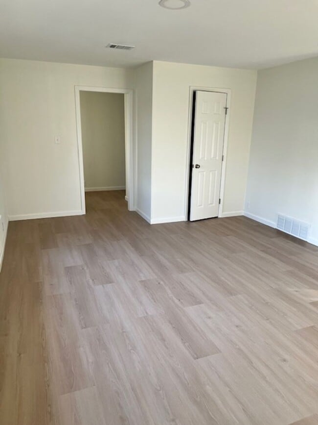 1705 Campbell-House