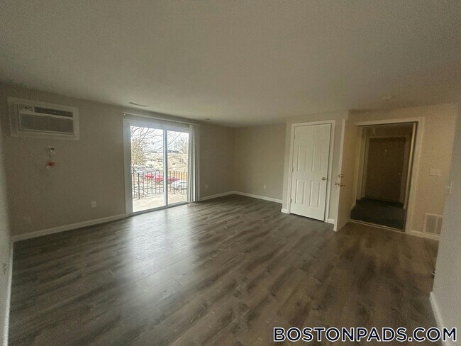 Photo - 4516 N Main St Unidad A8