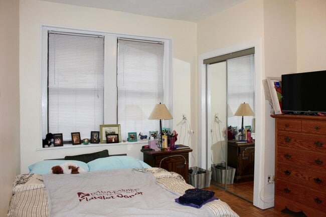 Photo - 1122 Commonwealth Ave