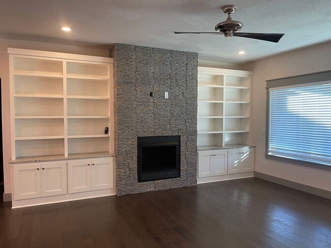 Photo - All Brick, 3 bedrooms AND 3 car garage