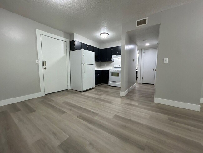 Photo - Timber Creek Apartments
